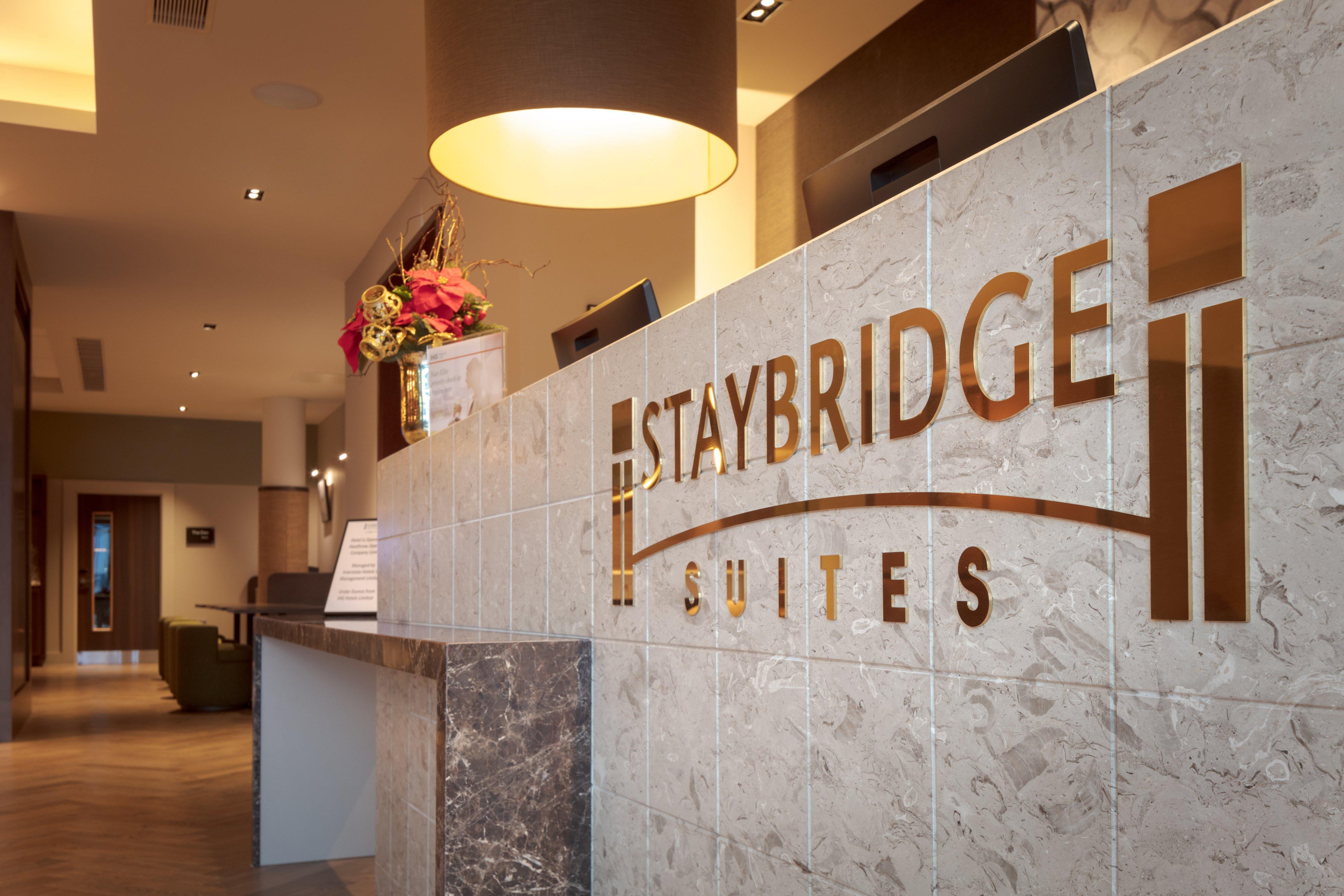 Staybridge Suites London Heathrow - Bath Road, An Ihg Aparthotel Hillingdon Kültér fotó